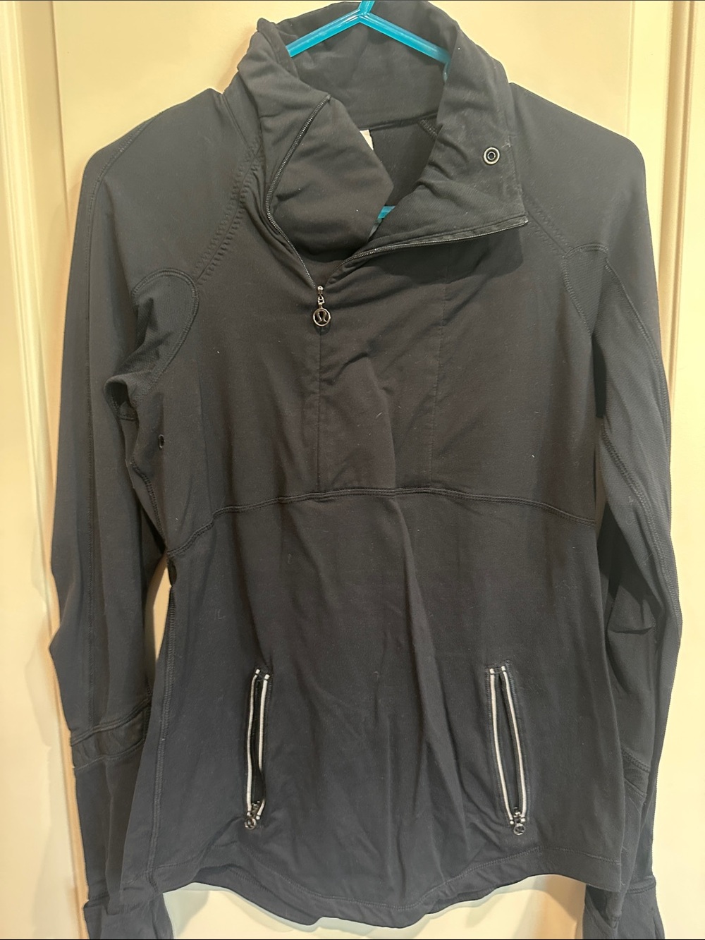 Womens Black Pullover Jacket - Lightweight Long Sleeve